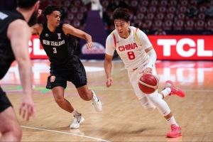媒体人:无论场面还是气质 中国男篮是真正配得上进决赛的球队