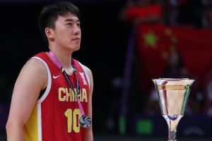 王俊杰:输给澳大利亚1分意味着我们要更加激励自己 训练里更努力