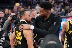A-史密斯:如果字母哥去勇士和库里联手 NBA会迎来大结局