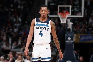 降维打击!迪林厄姆28分钟14投10中&三分4中4砍27+9 正负值+32