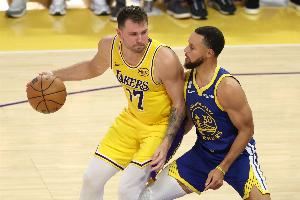  43+12+9！东契奇揭幕战砍下40+ 队史第三人 比肩科比和贝勒